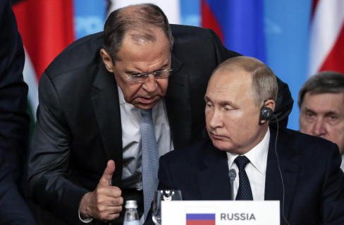 Sergej lavrov i Vladimir Putin 