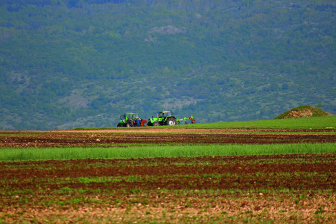 poljoprivreda, traktor, njiva